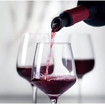 Aerate wine with the Nuance Wine Finer