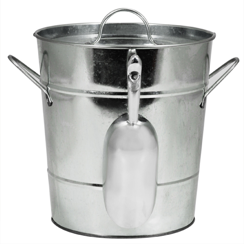 Country Home: Galvanized Ice Bucket