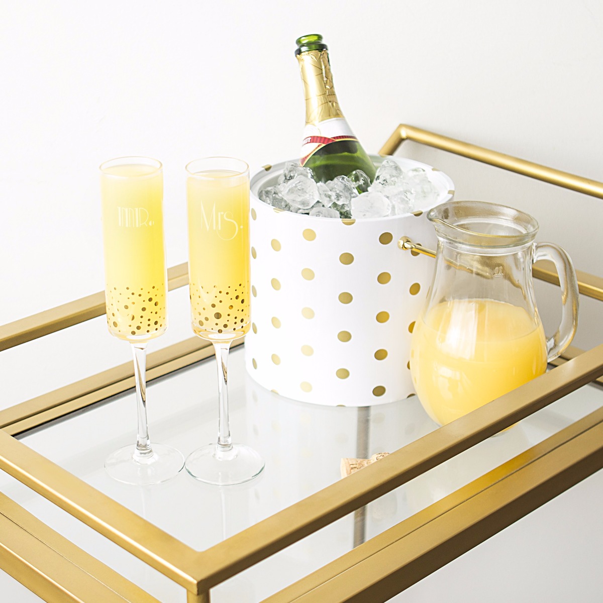 Mr. & Mrs. Gatsby Gold Dotted Champagne Flutes