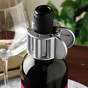 The Wine Clip 2 Magnetic Wine Conditioner